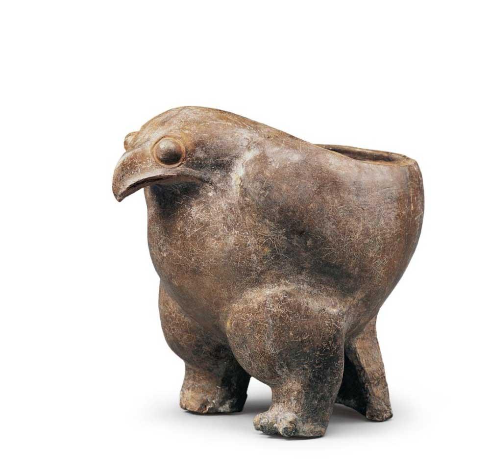 陕西华州区出土的鹰形陶鼎